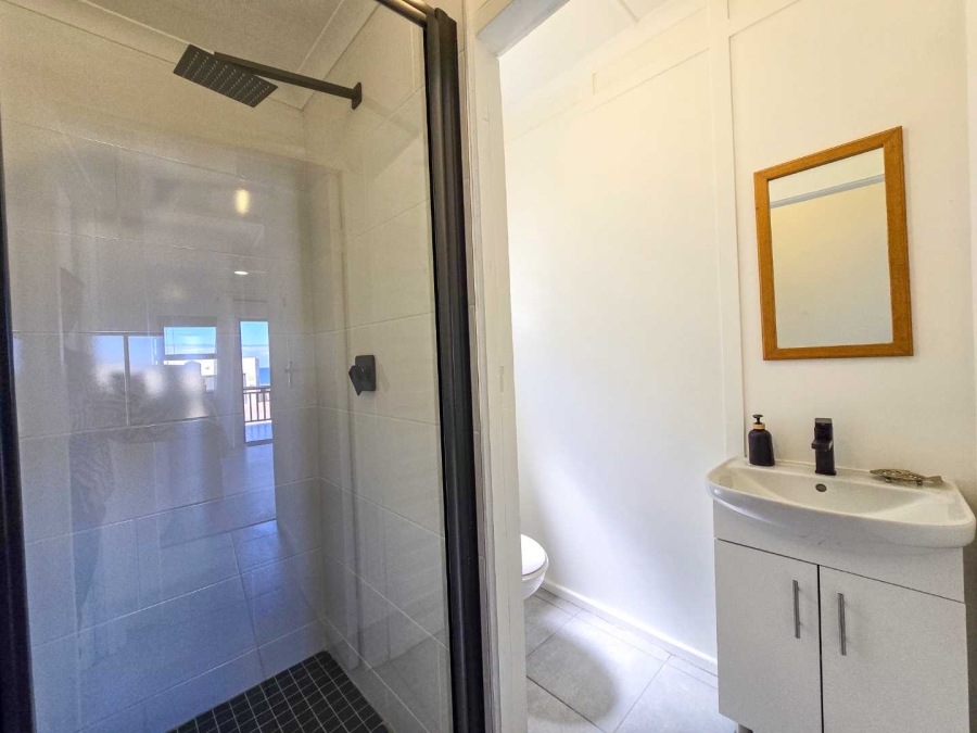 5 Bedroom Property for Sale in Jongensfontein Western Cape